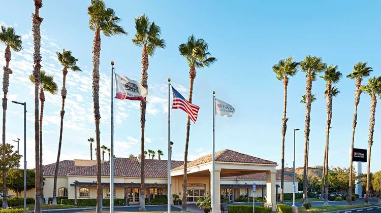 Hilton Garden Inn Valencia Six Flags Exterior