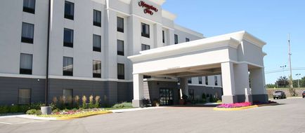 Hampton Inn Warsaw Exterior