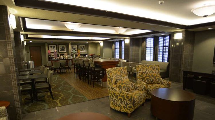 Hampton Inn Warsaw Lobby