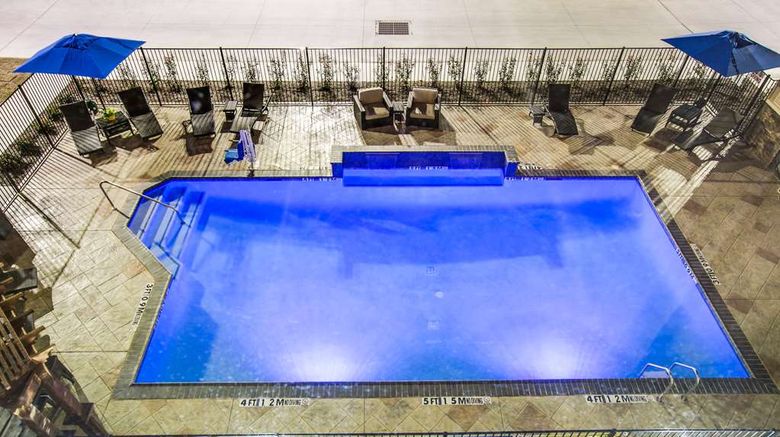 <b>Hampton Inn & Suites/Ft Worth Arpt S Pool</b>. Images powered by <a href="https://iceportal.shijigroup.com/" title="IcePortal" target="_blank">IcePortal</a>.