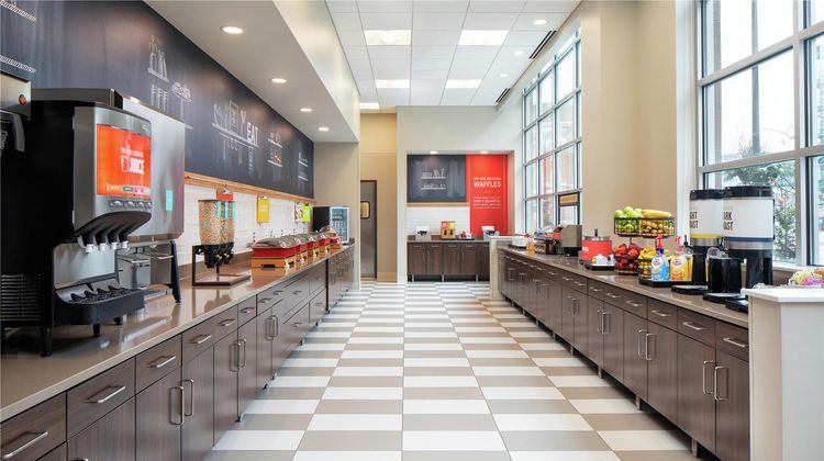 Hampton Inn & Suites Downtown Restaurant