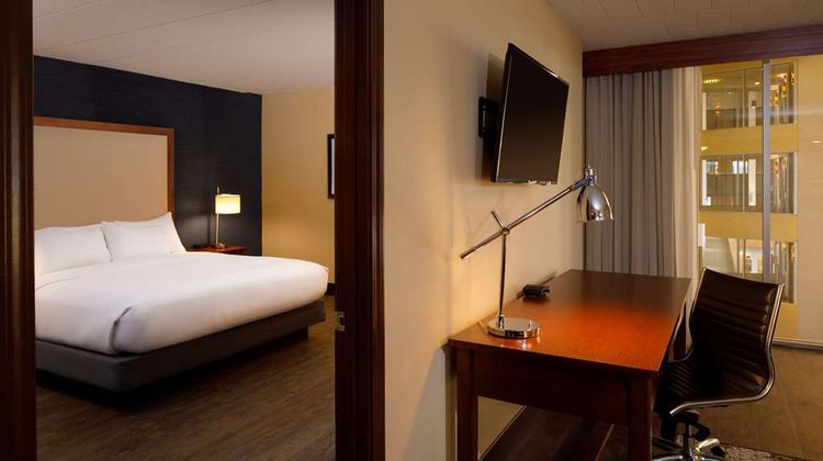 DoubleTree Hilton Pittsburgh-Cranberry Room