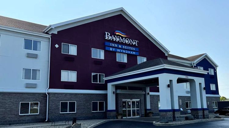 Baymont Inn & Suites Indianapolis NE Exterior