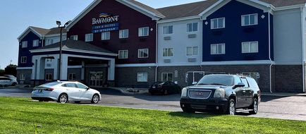 Baymont Inn & Suites Indianapolis NE Exterior