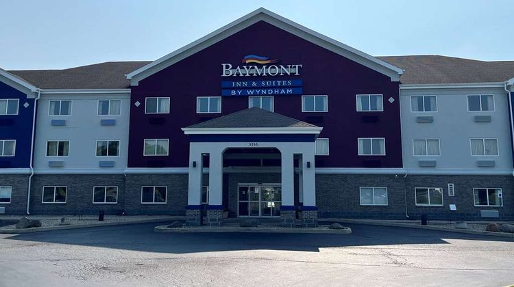 Baymont Inn & Suites Indianapolis NE Exterior