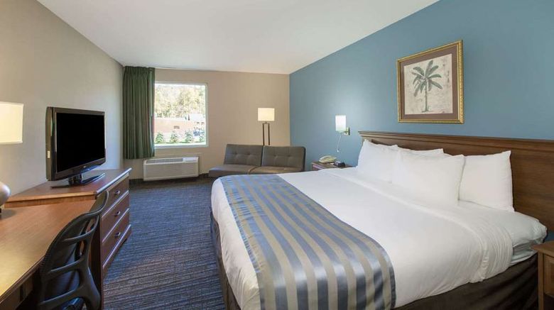 <b>Baymont Inn & Suites Bartonsville Room</b>. Images powered by <a href="https://iceportal.shijigroup.com/" title="IcePortal" target="_blank">IcePortal</a>.