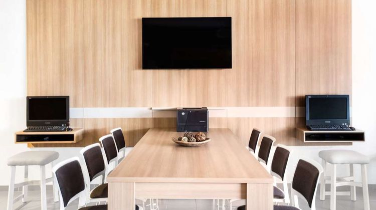 Microtel Inn & Suites by Wyndham Naples Meeting