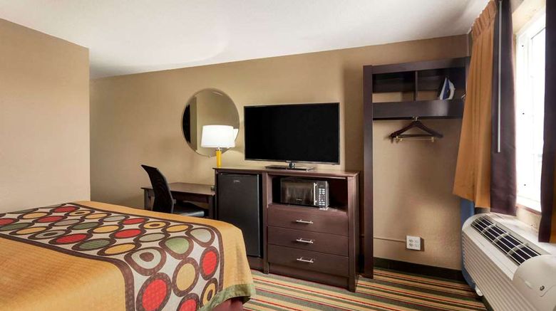 <b>Super 8 Joplin Room</b>. Images powered by <a href="https://iceportal.shijigroup.com/" title="IcePortal" target="_blank">IcePortal</a>.