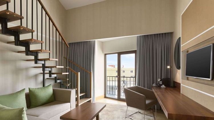 Ramada Encore Istanbul Airport Suite