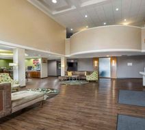 Best Western Plus Patterson Park Inn Lobby