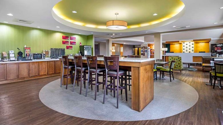 <b>Best Western Plus Patterson Park Inn Restaurant</b>. Images powered by <a href="https://iceportal.shijigroup.com/" title="IcePortal" target="_blank">IcePortal</a>.