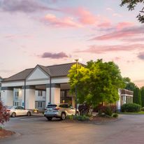 Best Western Hartford Hotel & Suites