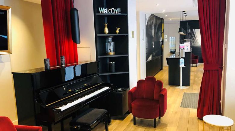 <b>Best Western Hotel Opera Drouot Lobby</b>. Images powered by <a href="https://iceportal.shijigroup.com/" title="IcePortal" target="_blank">IcePortal</a>.