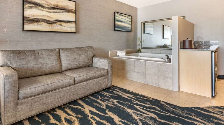 Best Western Plus North Las Vegas Room