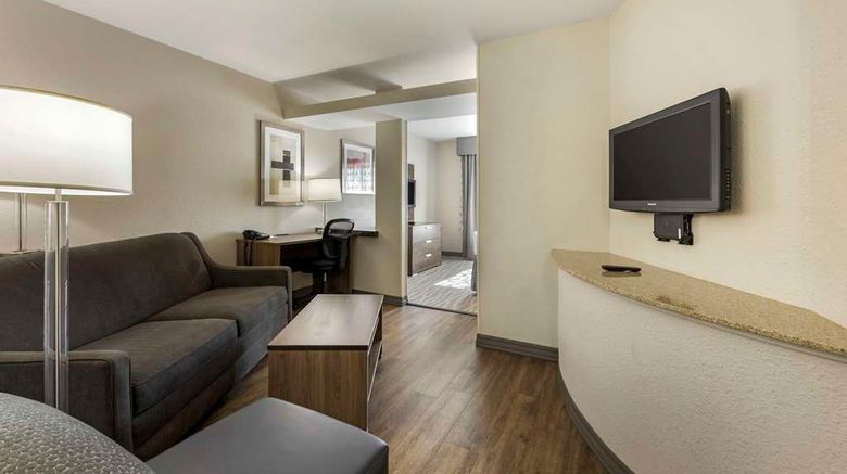 <b>Best Western Plus Nashville Airport Suite</b>. Images powered by <a href="https://iceportal.shijigroup.com/" title="IcePortal" target="_blank">IcePortal</a>.