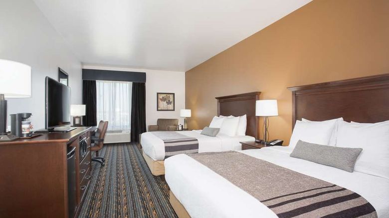 <b>Best Western Plus Lincoln Inn & Suites Room</b>. Images powered by <a href="https://iceportal.shijigroup.com/" title="IcePortal" target="_blank">IcePortal</a>.