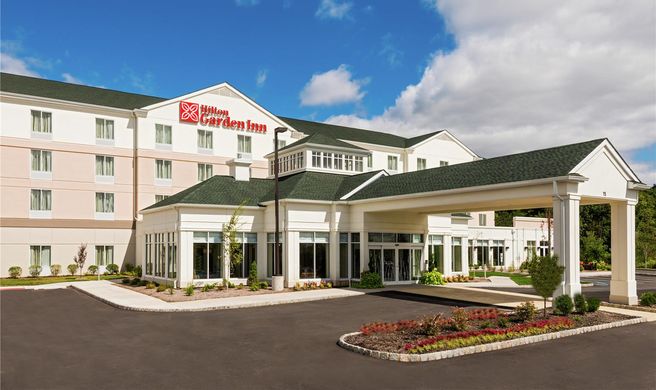 Hilton Garden Inn Wayne Exterior