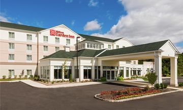 Hilton Garden Inn Wayne