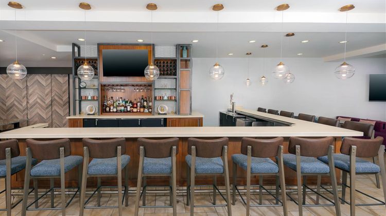 Hilton Garden Inn Wayne Restaurant