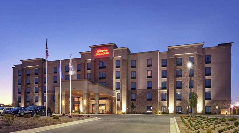 <b>Hampton Inn & Suites Milwaukee/Franklin Exterior</b>. Images powered by <a href="https://iceportal.shijigroup.com/" title="IcePortal" target="_blank">IcePortal</a>.