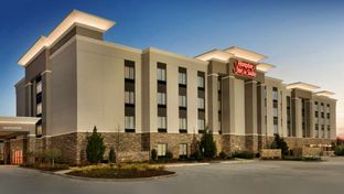 Hampton Inn & Suites, Monroe