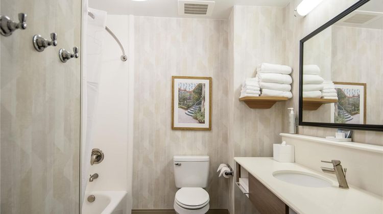 Hampton Inn & Suites, Monroe Room