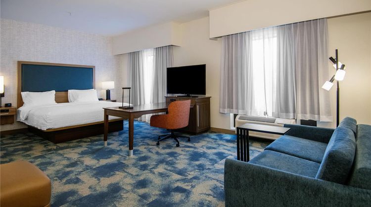 Hampton Inn & Suites, Monroe Suite