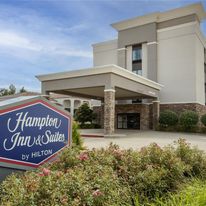 Hampton Inn & Suites, Monroe