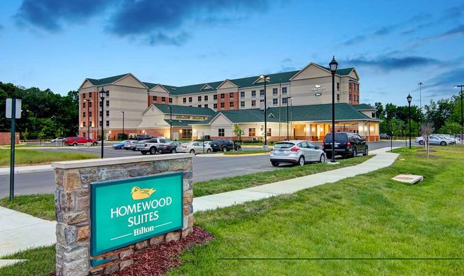 Homewood Suites Woodbridge Exterior