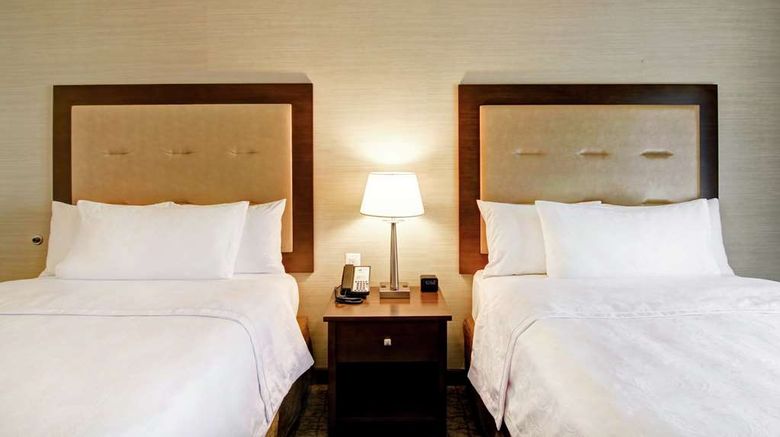 <b>Homewood Suites Woodbridge Room</b>. Images powered by <a href="https://iceportal.shijigroup.com/" title="IcePortal" target="_blank">IcePortal</a>.
