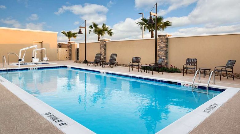 <b>Hampton Inn & Suites Corpus Christi Pool</b>. Images powered by <a href="https://iceportal.shijigroup.com/" title="IcePortal" target="_blank">IcePortal</a>.
