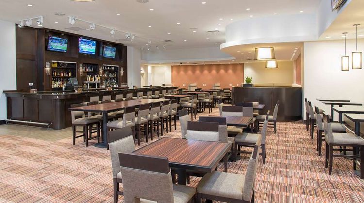 Doubletree Grand Rapids Airport Restaurant