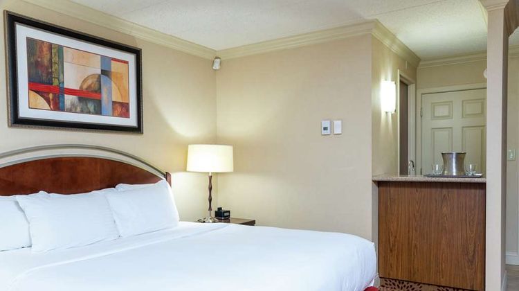 Doubletree Grand Rapids Airport Room