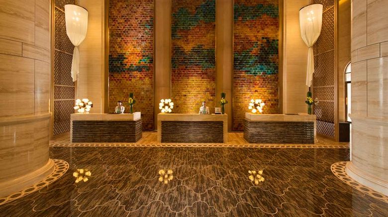<b>Hilton Yuxi Fuxian Lake Lobby</b>. Images powered by <a href="https://iceportal.shijigroup.com/" title="IcePortal" target="_blank">IcePortal</a>.