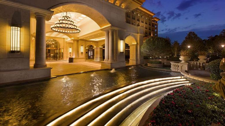<b>Hilton Yuxi Fuxian Lake Exterior</b>. Images powered by <a href="https://iceportal.shijigroup.com/" title="IcePortal" target="_blank">IcePortal</a>.