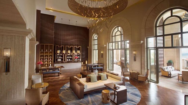 <b>Hilton Yuxi Fuxian Lake Restaurant</b>. Images powered by <a href="https://iceportal.shijigroup.com/" title="IcePortal" target="_blank">IcePortal</a>.