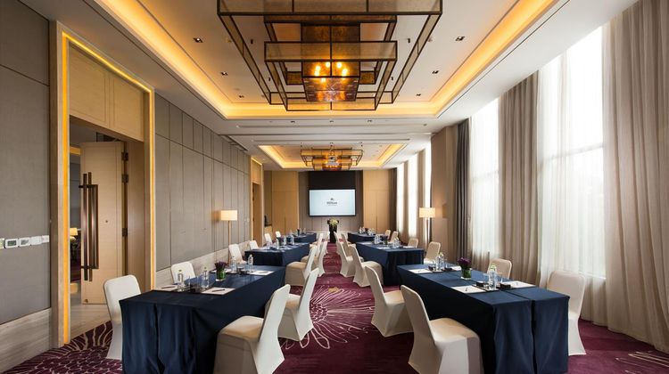 Hilton Yuxi Fuxian Lake Meeting