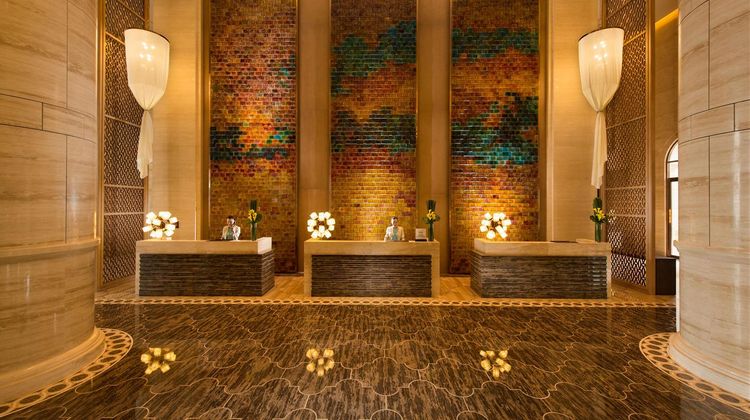 Hilton Yuxi Fuxian Lake Lobby