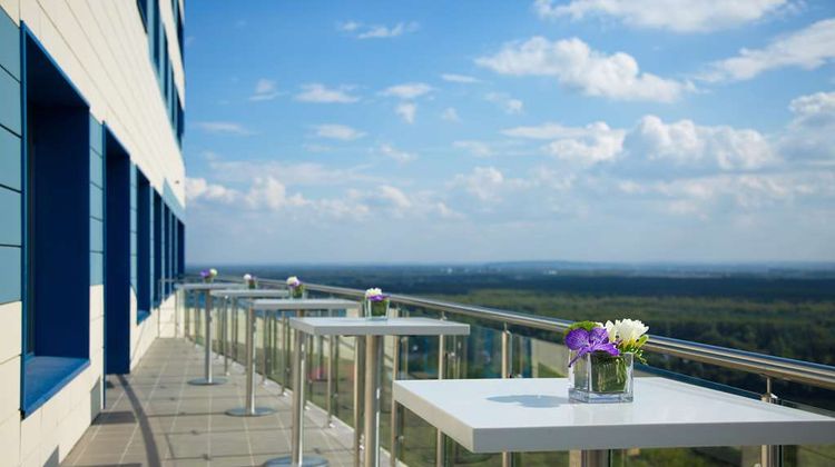 Hilton Garden Inn Ufa Riverside Restaurant