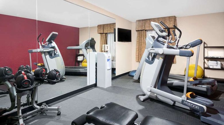 <b>Baymont Inn & Suites Stevens Point Health</b>. Images powered by <a href="https://iceportal.shijigroup.com/" title="IcePortal" target="_blank">IcePortal</a>.