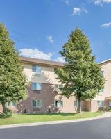 Baymont Inn & Suites Holland