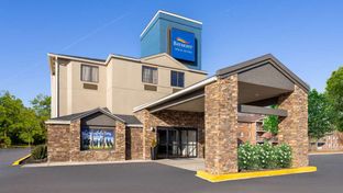Baymont Inn/Suites Wilmington South Area