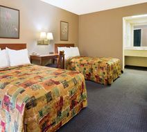 Knights Inn Elizabethtown Room