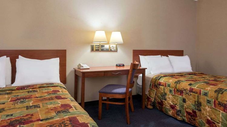 Knights Inn Elizabethtown Room