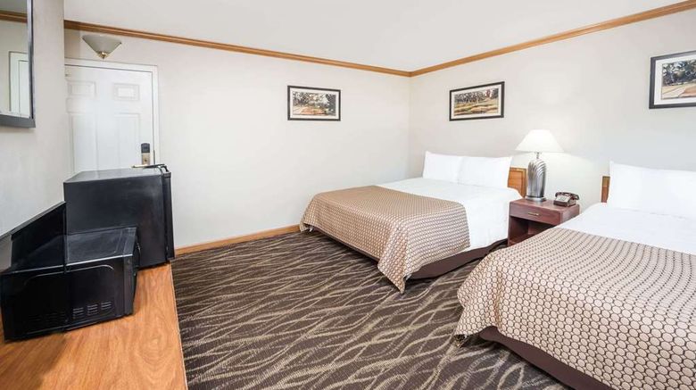 <b>Knights Inn Jacksonville Room</b>. Images powered by <a href="https://iceportal.shijigroup.com/" title="IcePortal" target="_blank">IcePortal</a>.