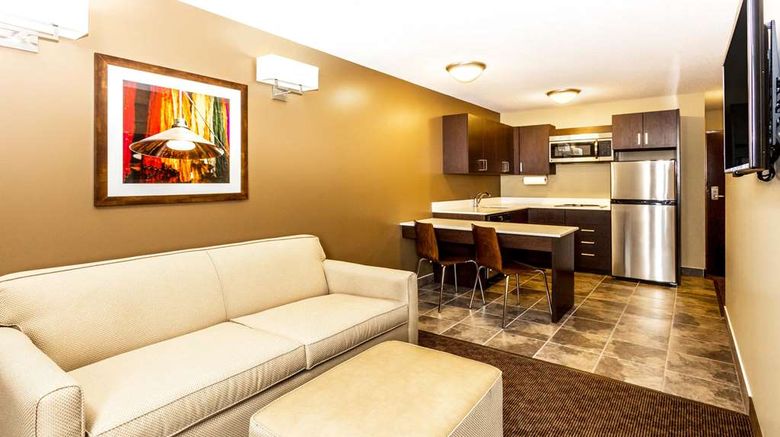 <b>Microtel Inn & Suites Whitecourt Room</b>. Images powered by <a href="https://iceportal.shijigroup.com/" title="IcePortal" target="_blank">IcePortal</a>.