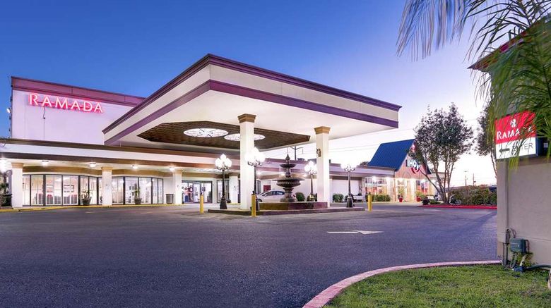 <b>Ramada Metairie New Orleans Airport Exterior</b>. Images powered by <a href="https://iceportal.shijigroup.com/" title="IcePortal" target="_blank">IcePortal</a>.