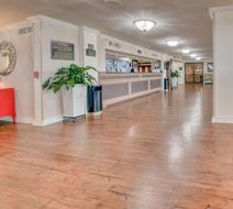 Ramada Metairie New Orleans Airport Lobby