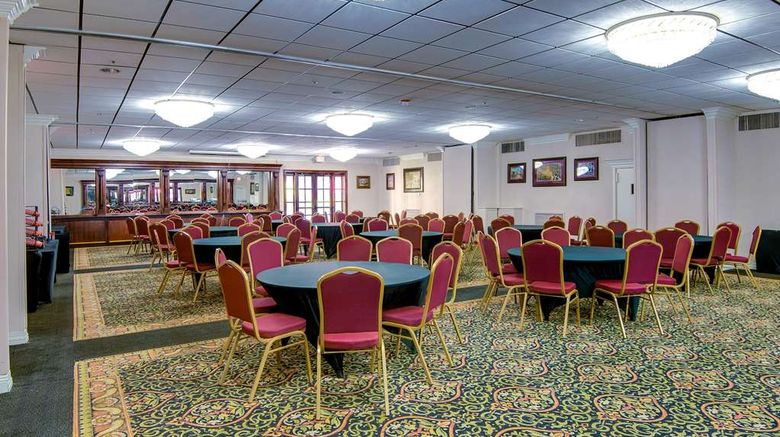<b>Ramada Metairie New Orleans Airport Meeting</b>. Images powered by <a href="https://iceportal.shijigroup.com/" title="IcePortal" target="_blank">IcePortal</a>.