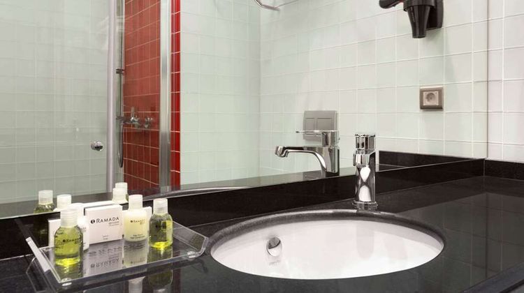 Ramada Encore by Wyndham Istanbul Kartal Room